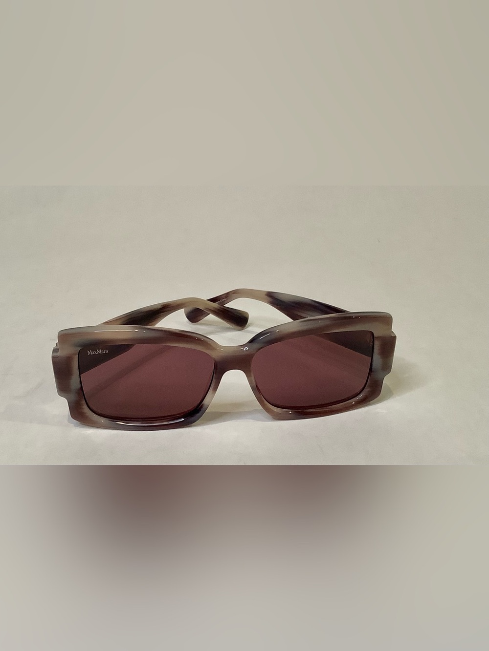 MaxMara Taupe Gradient Rectangular Sunglasses - Picture 6 of 6